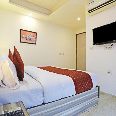 Hotel The Best Near Delhi Airport New Delhi Exterior photo