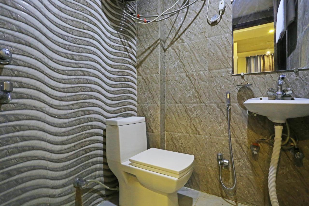 Hotel The Best Near Delhi Airport New Delhi Exterior photo